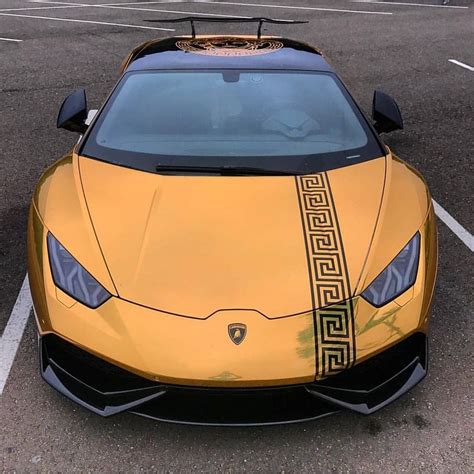 versace car.